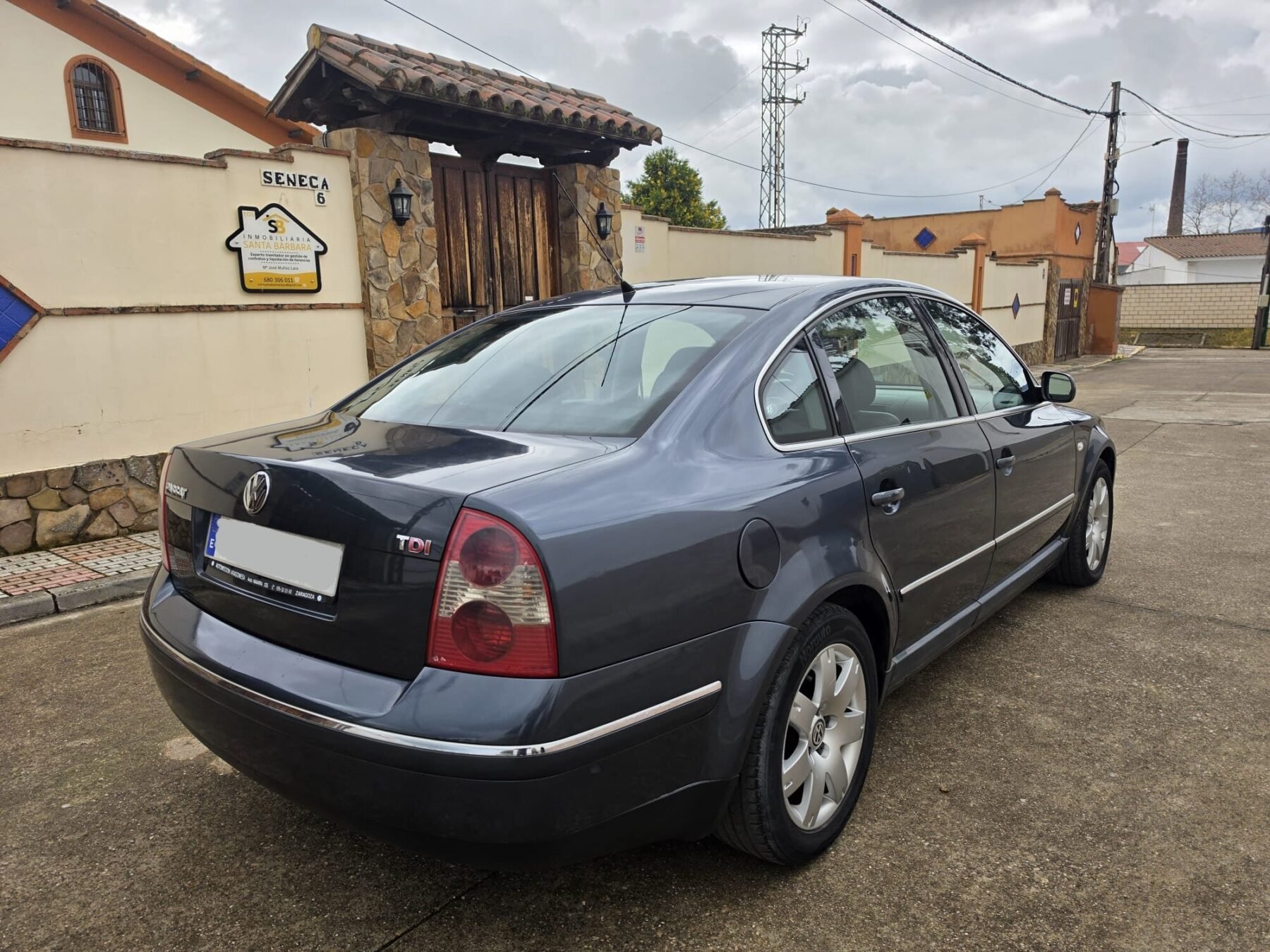 VOLKSWAGEN Passat 1.9 Tdi 