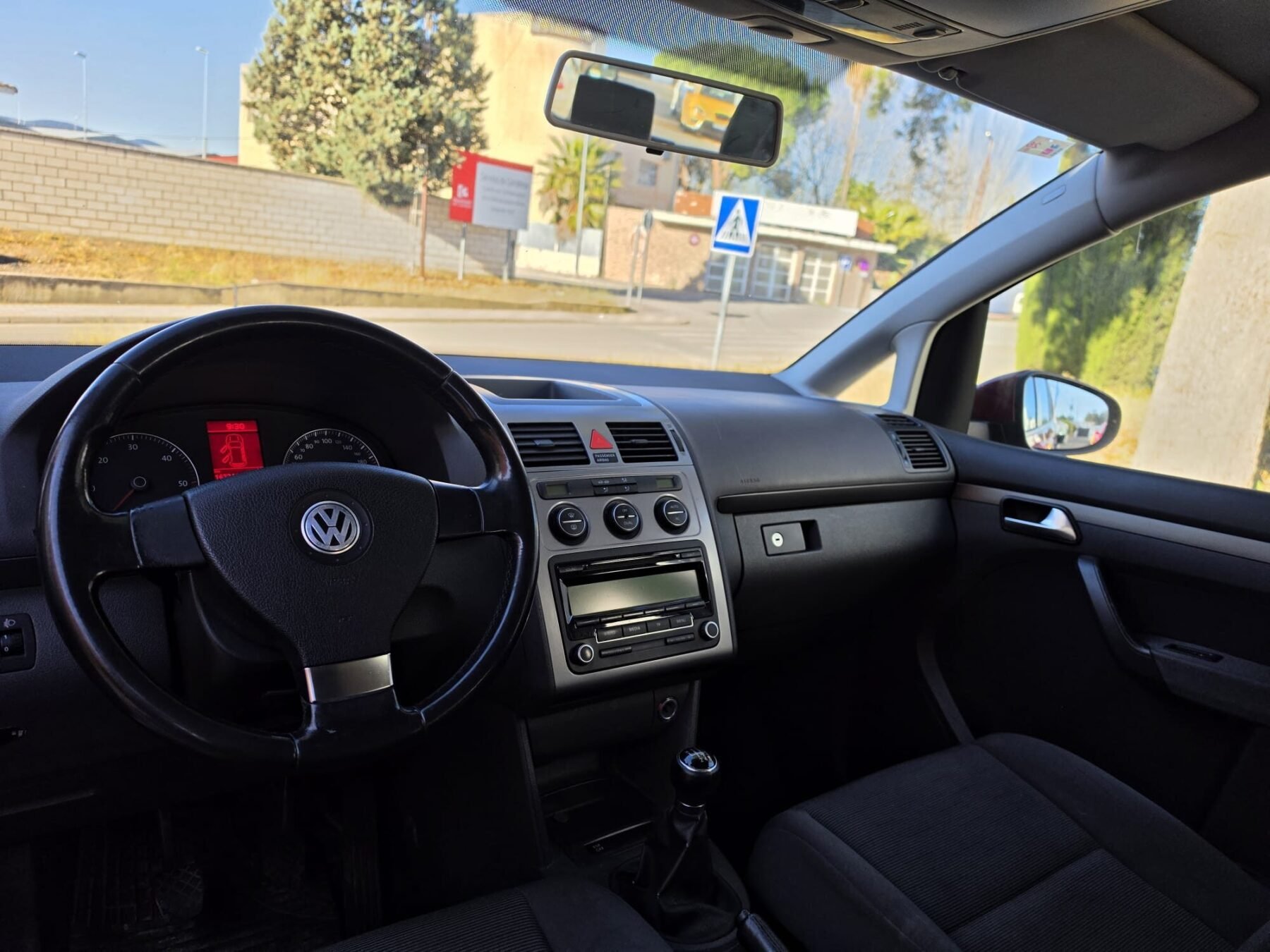 VOLKSWAGEN Touran 1.9 Tdi Advance