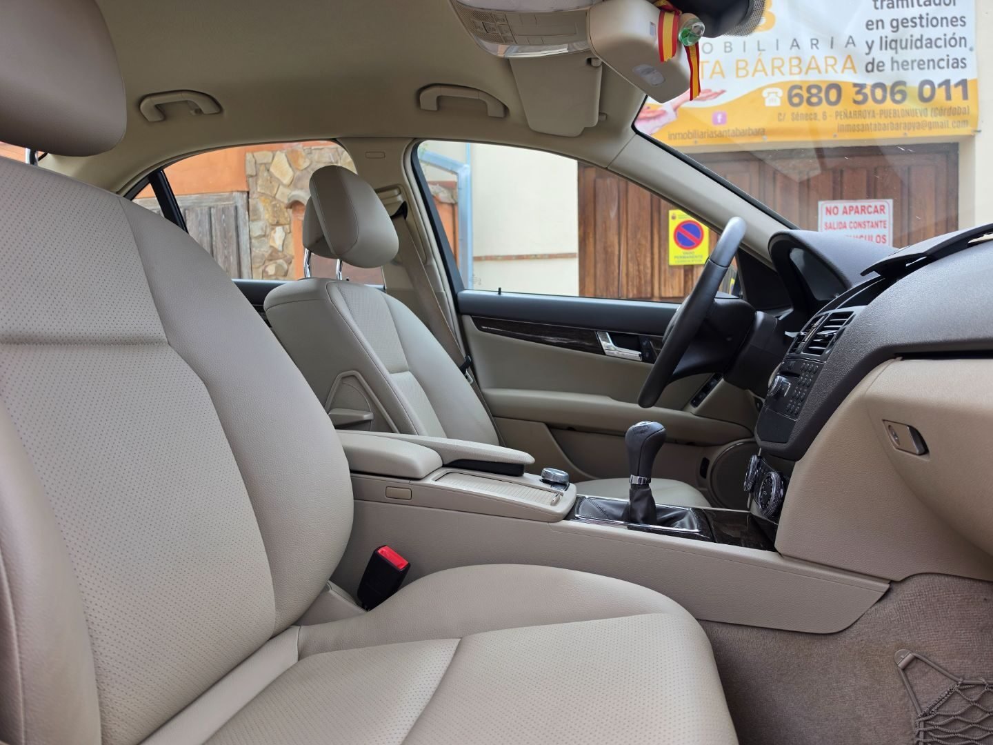 MERCEDES-BENZ C220 Elegance 