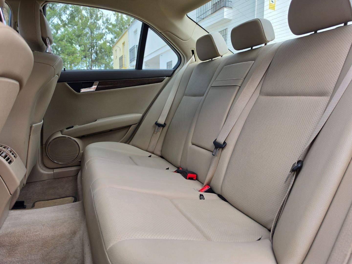 MERCEDES-BENZ C220 Elegance 