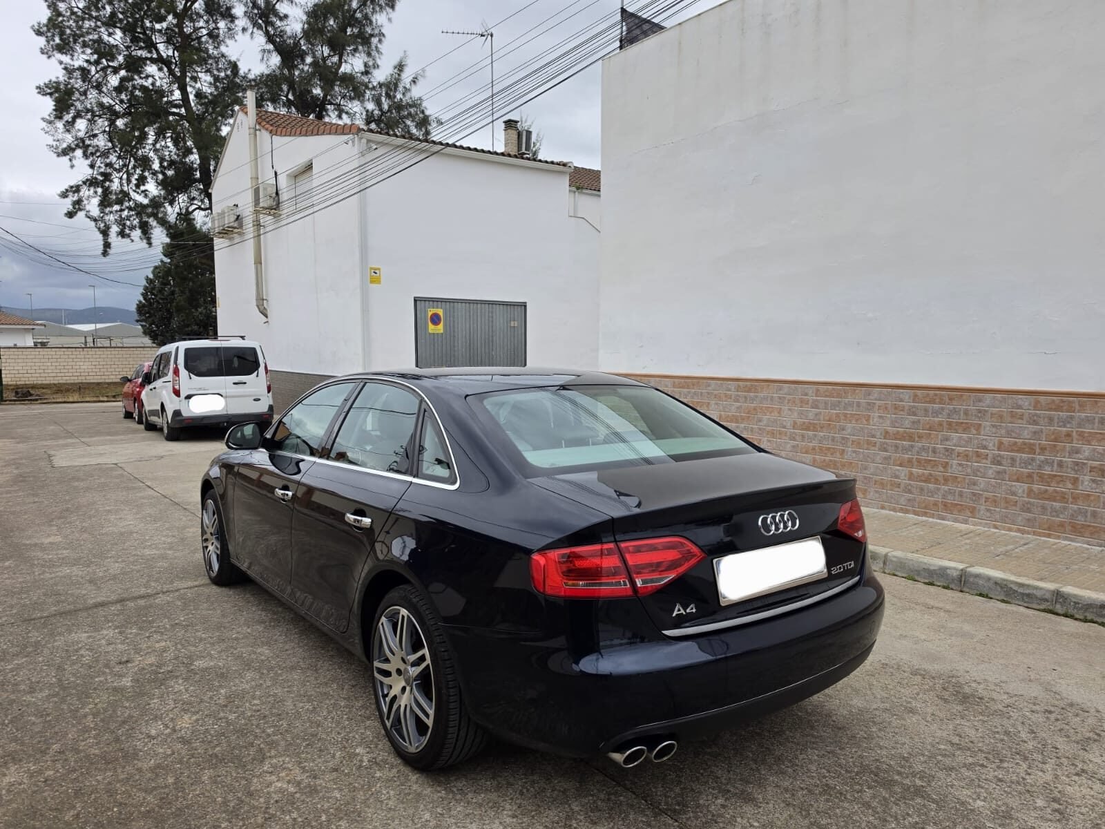 AUDI A4 2.0 tdi 