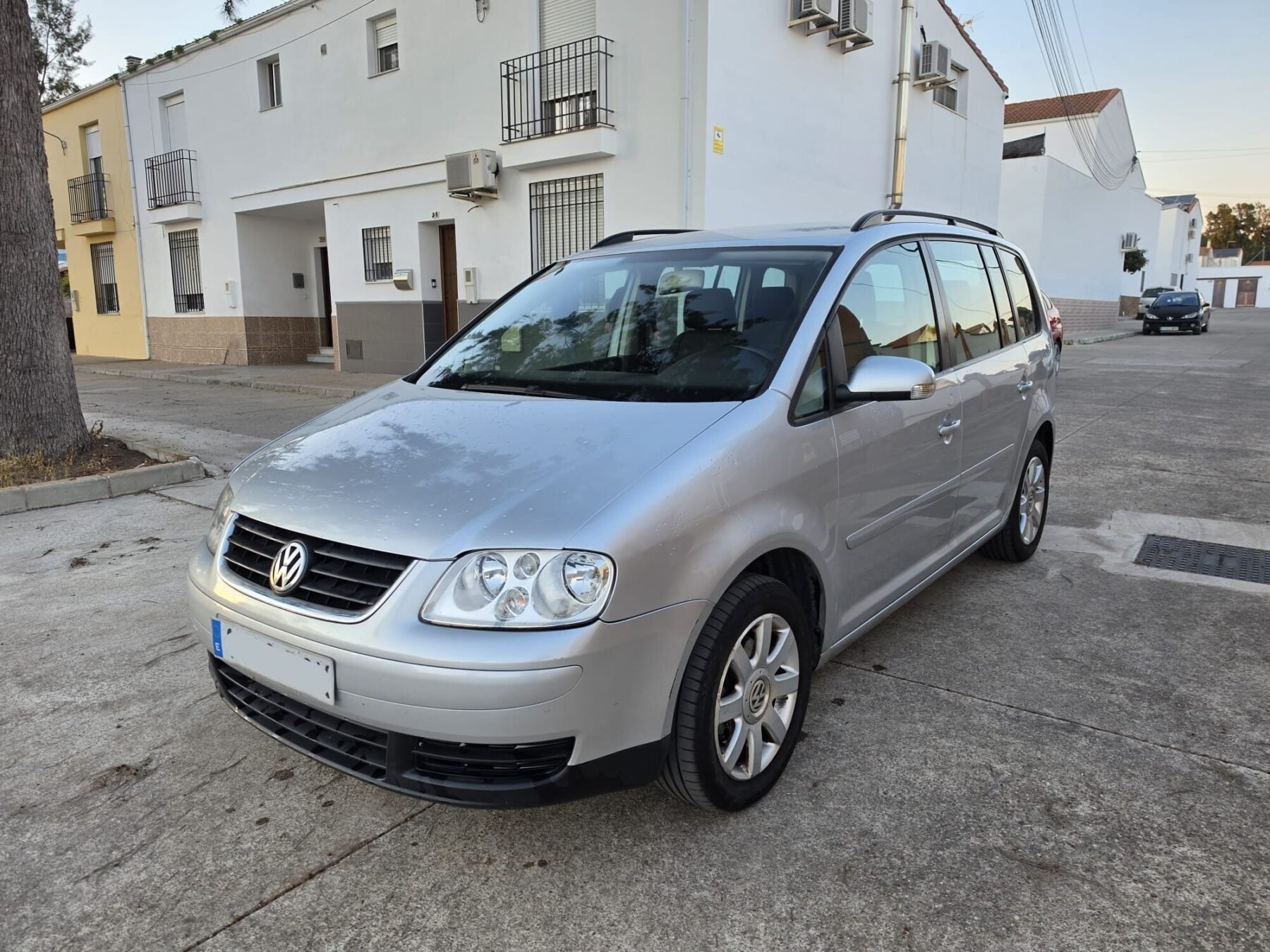 VOLKSWAGEN Touran 2.0 TDI
