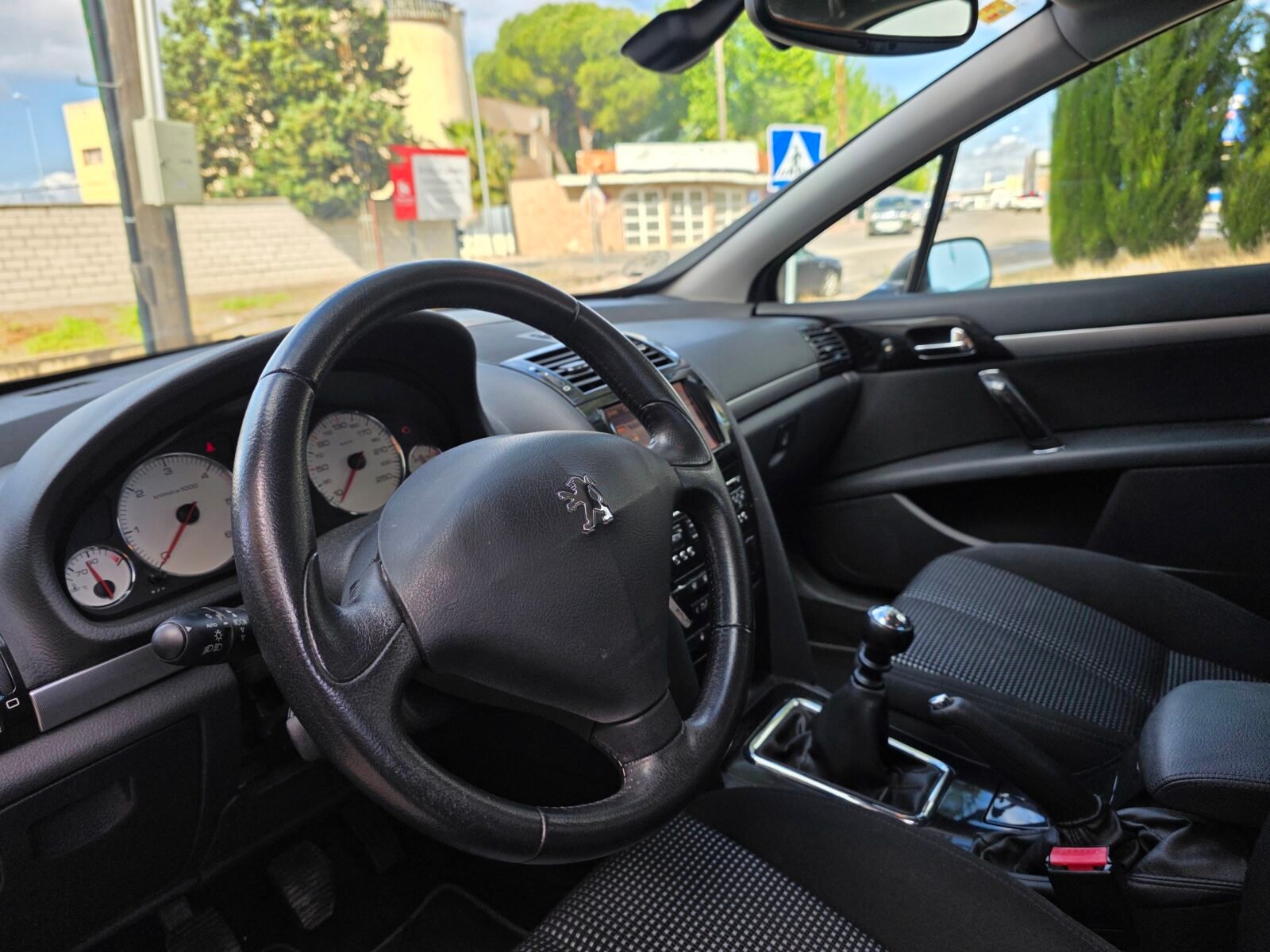 PEUGEOT 407 2.0 Hdi 