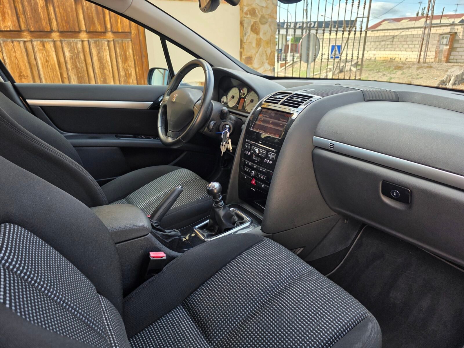 PEUGEOT 407 2.0 Hdi 