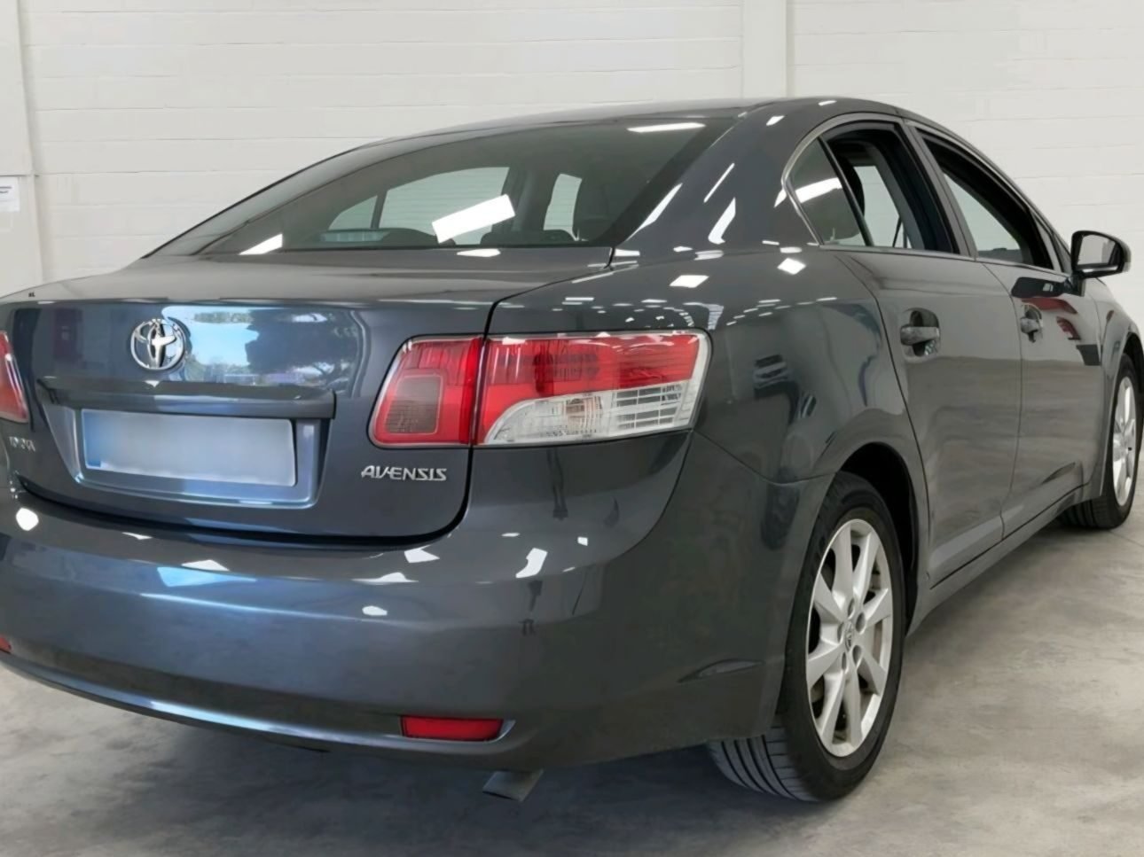 TOYOTA Avensis 2.2 D4d