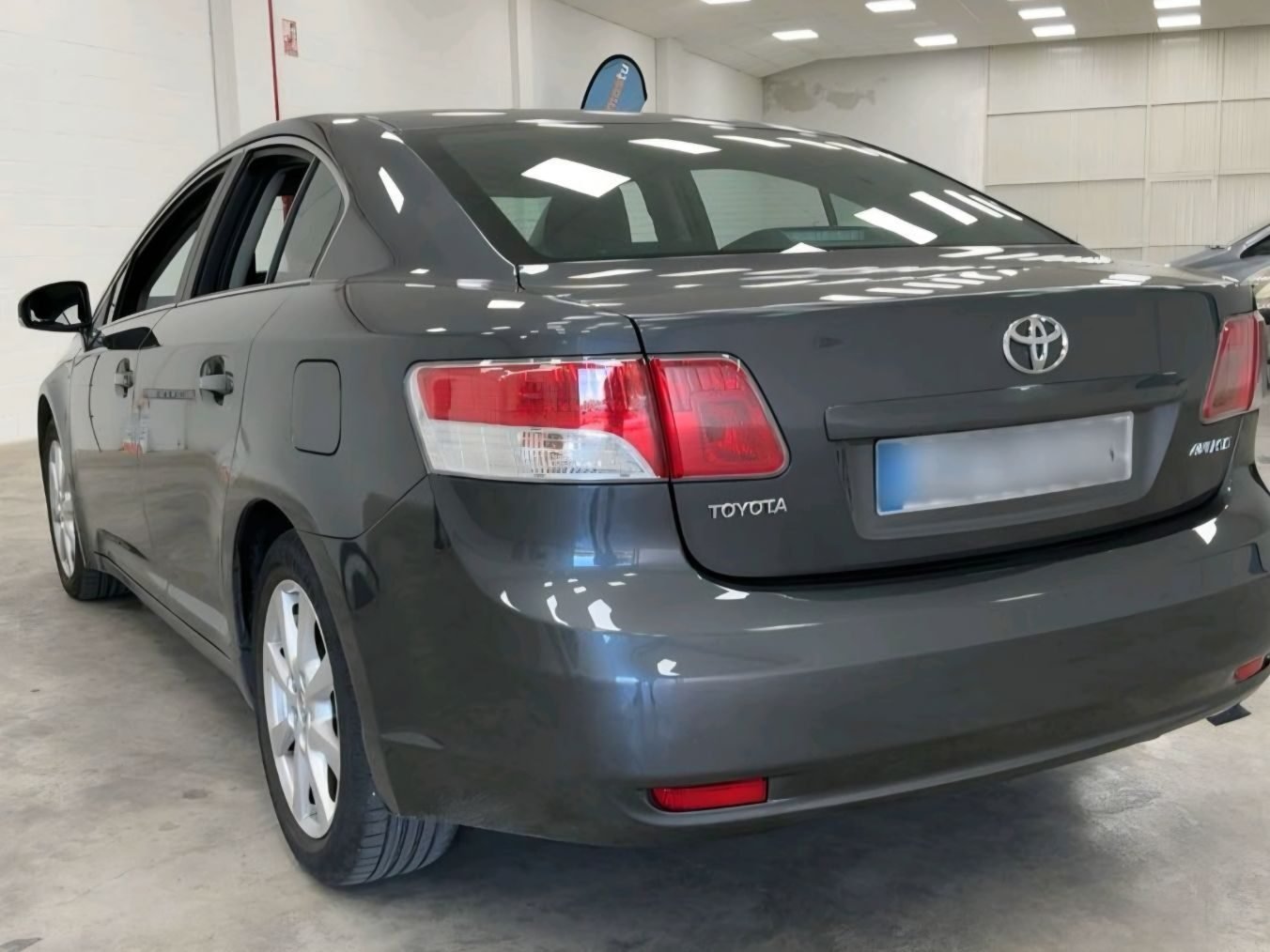 TOYOTA Avensis 2.2 D4d