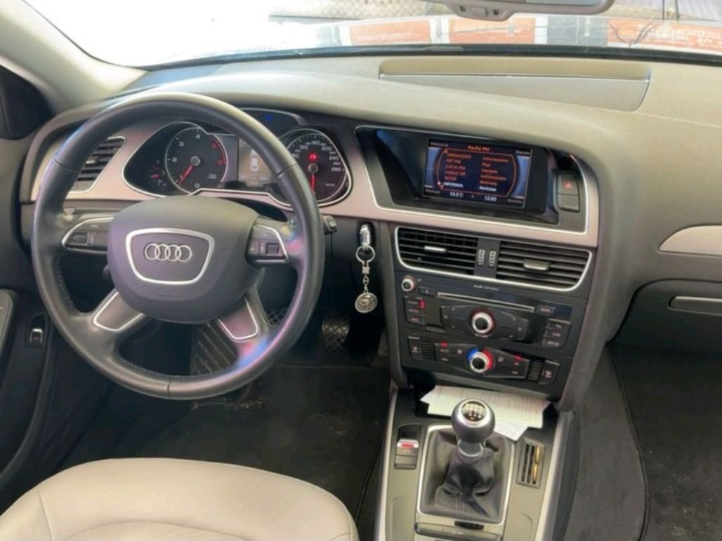 AUDI A4 2.0 TDI