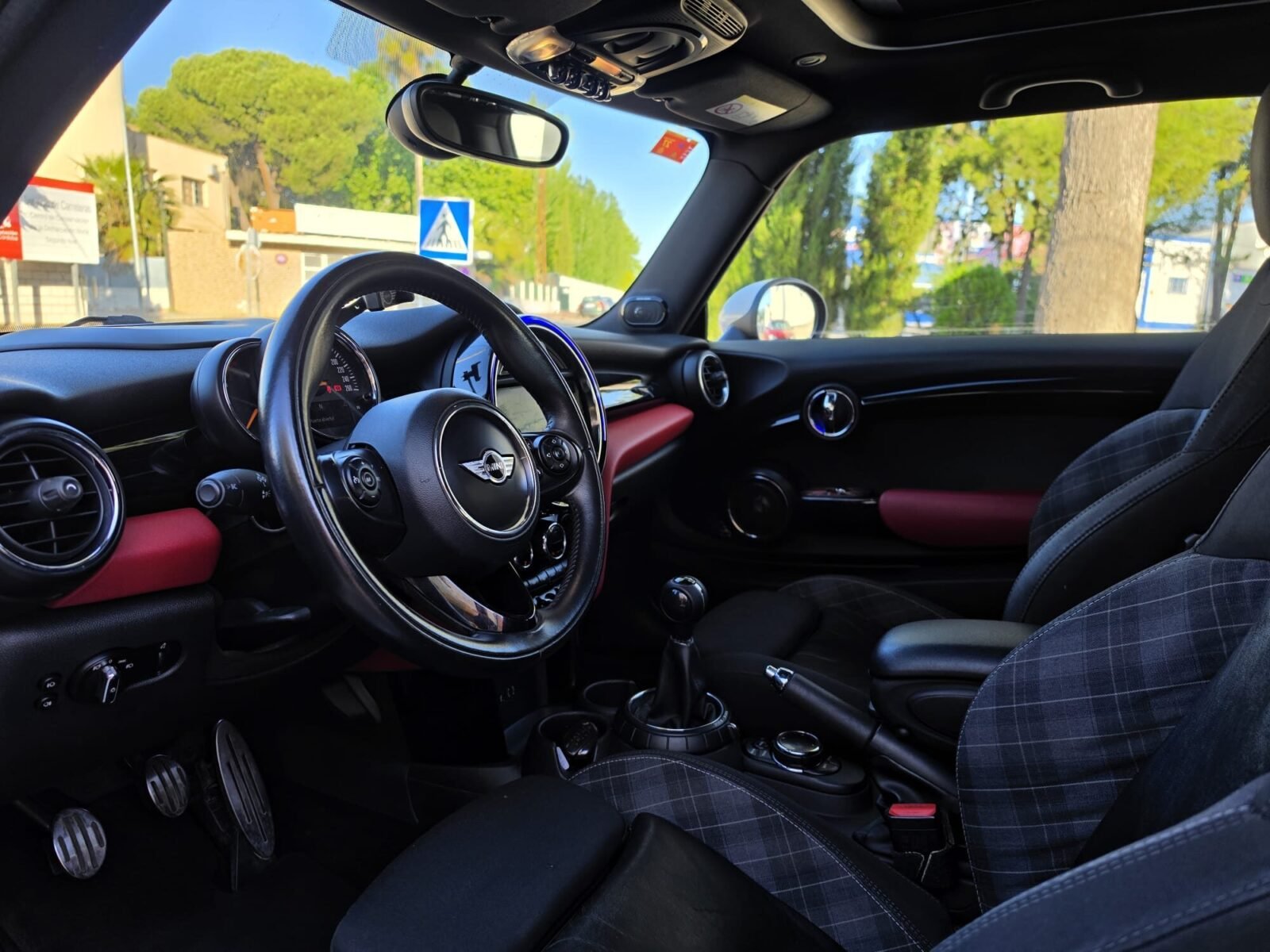 MINI Cooper Cooper S