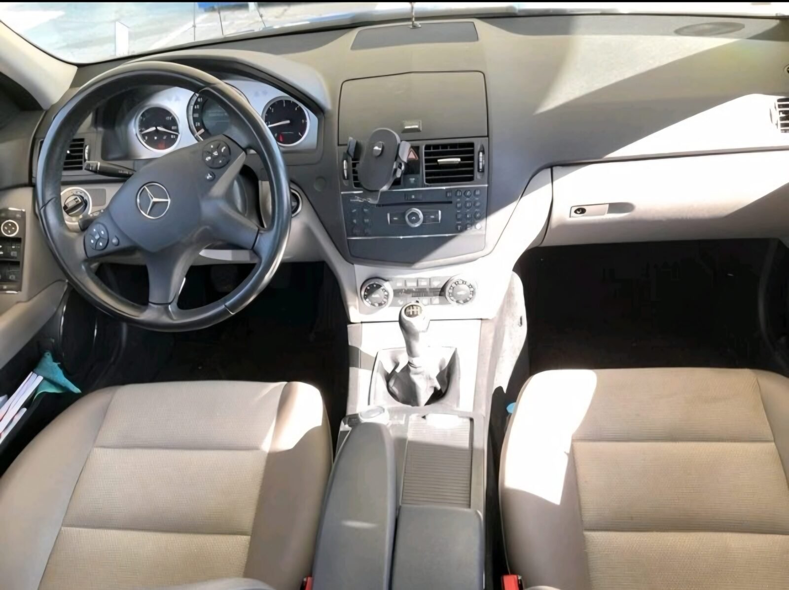 MERCEDES-BENZ 200 Cdi Avantgarde 
