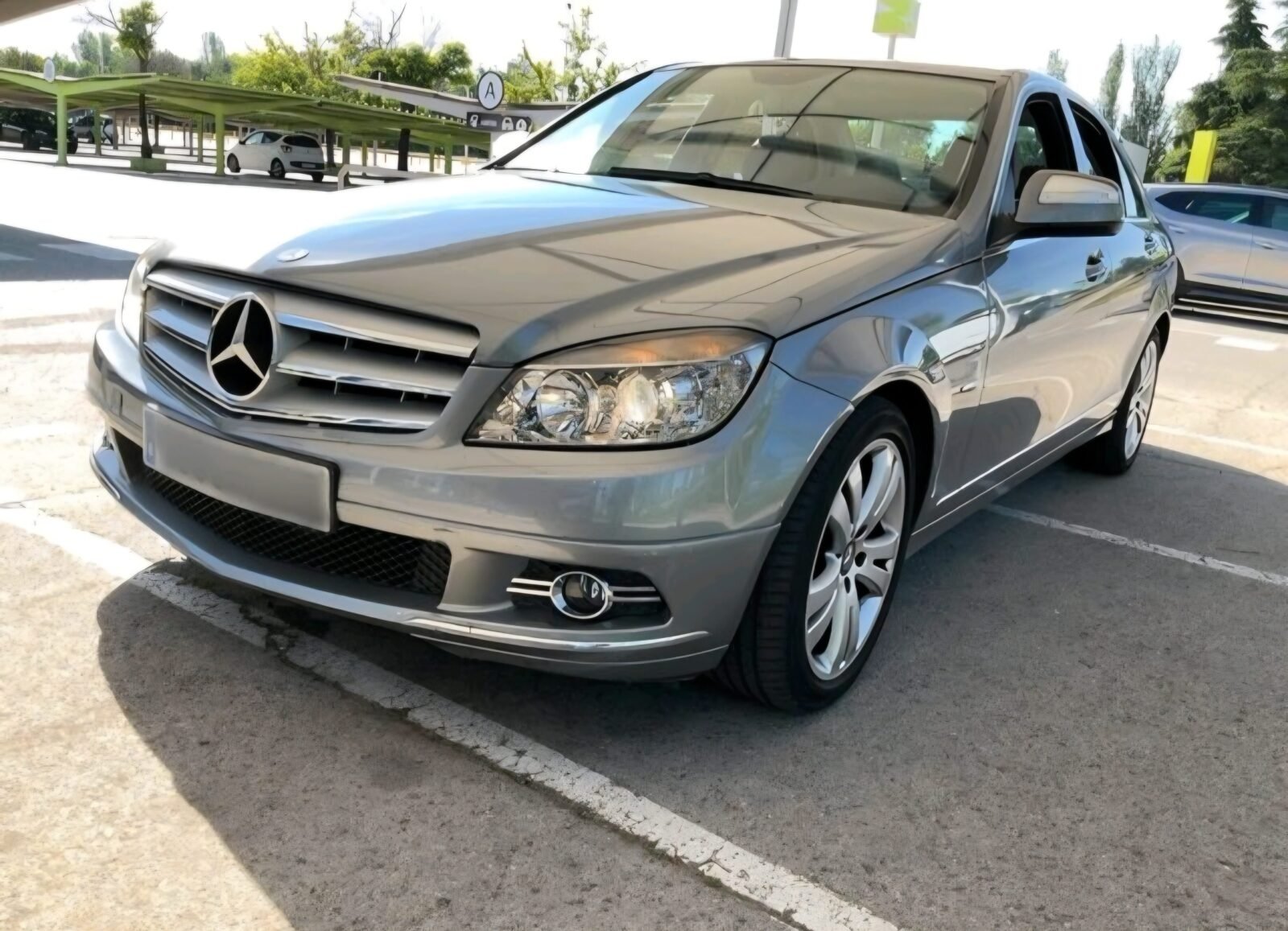 MERCEDES-BENZ 200 Cdi Avantgarde 