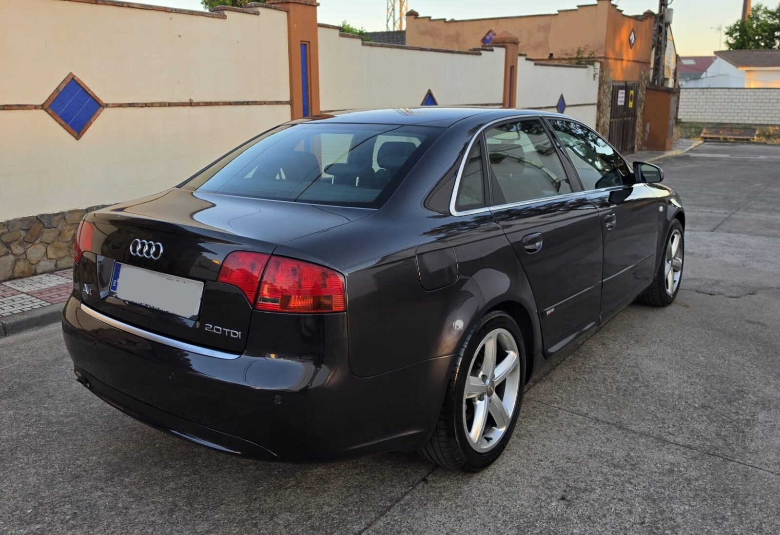 AUDI A4 2.0 TDI Sline