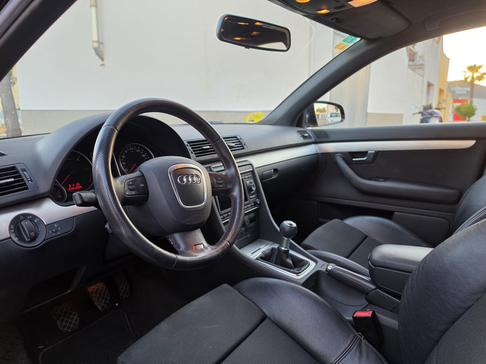 AUDI A4 2.0 TDI Sline