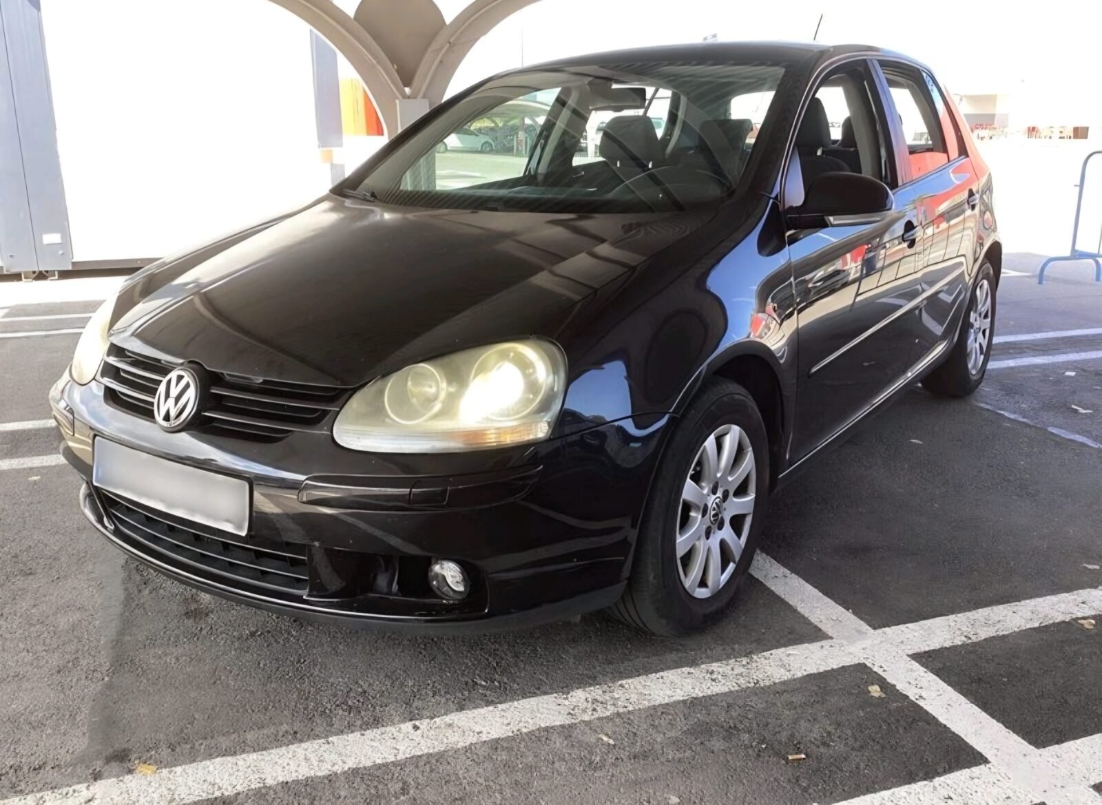 VOLKSWAGEN Golf Highline 