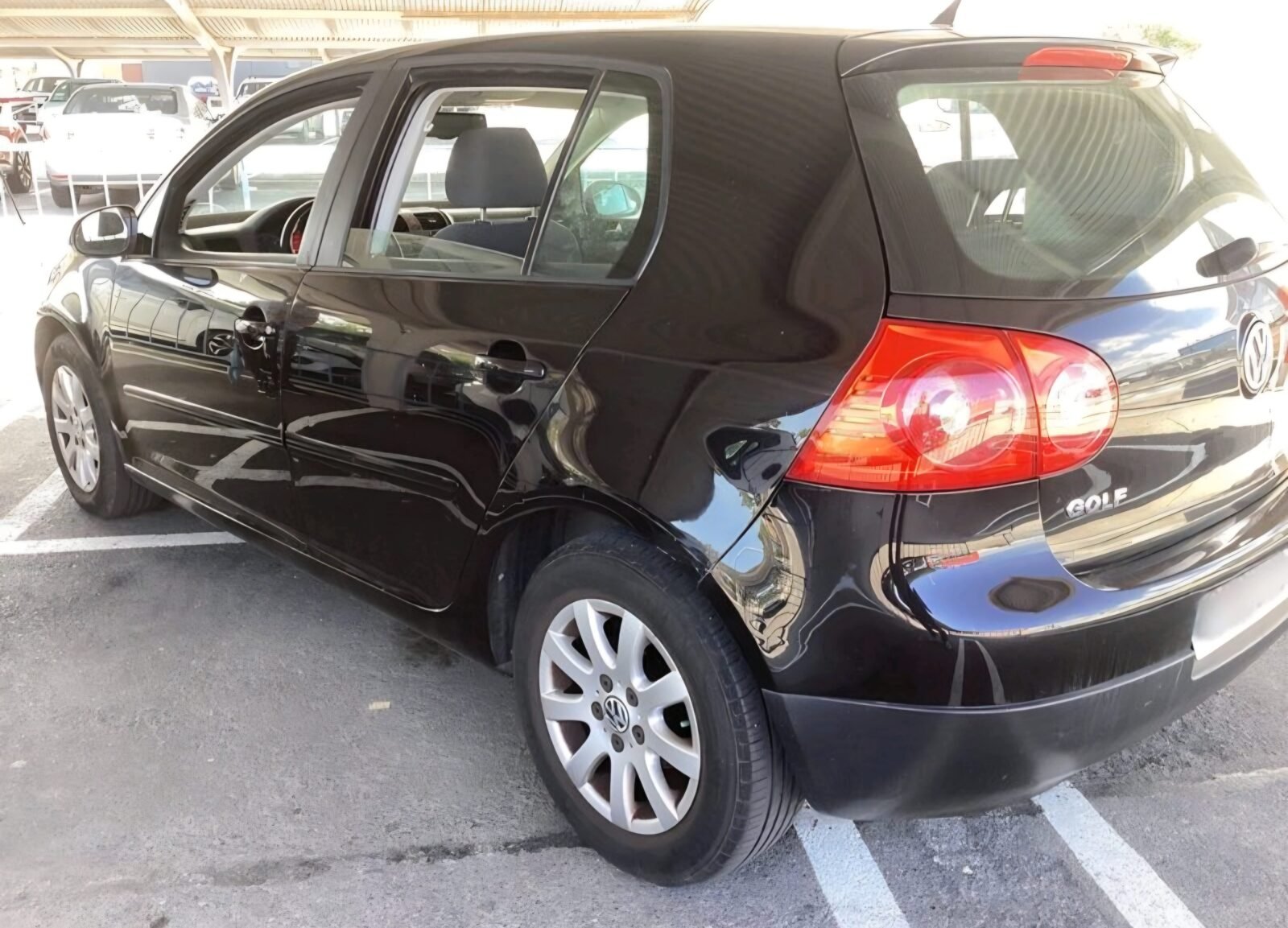 VOLKSWAGEN Golf Highline 