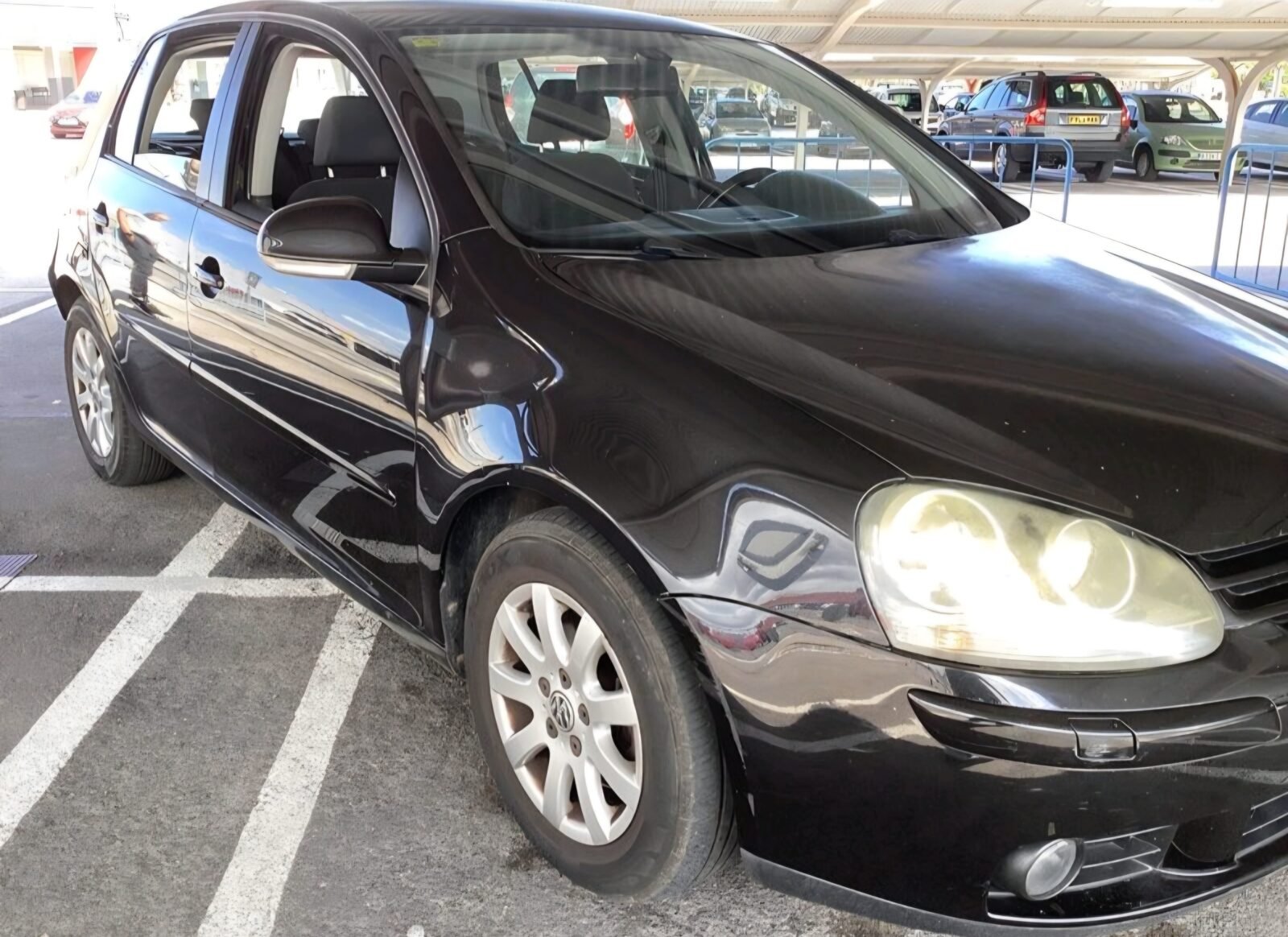 VOLKSWAGEN Golf Highline 