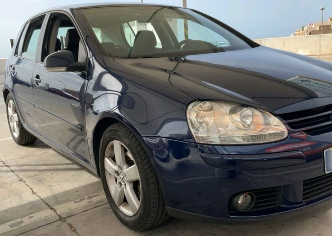 VOLKSWAGEN Golf 1.9 Tdi Sportline 