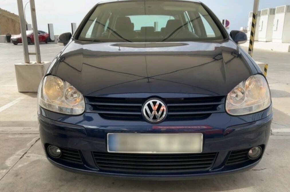VOLKSWAGEN Golf 1.9 Tdi Sportline 