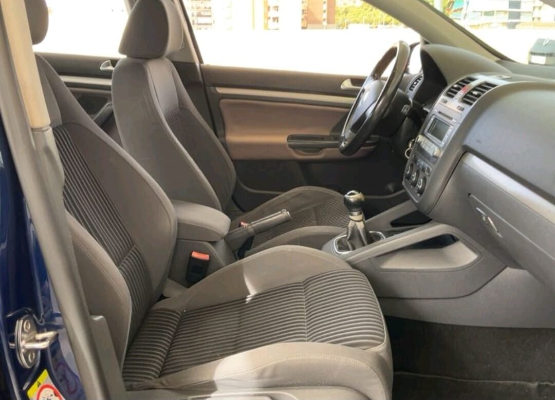 VOLKSWAGEN Golf 1.9 Tdi Sportline 