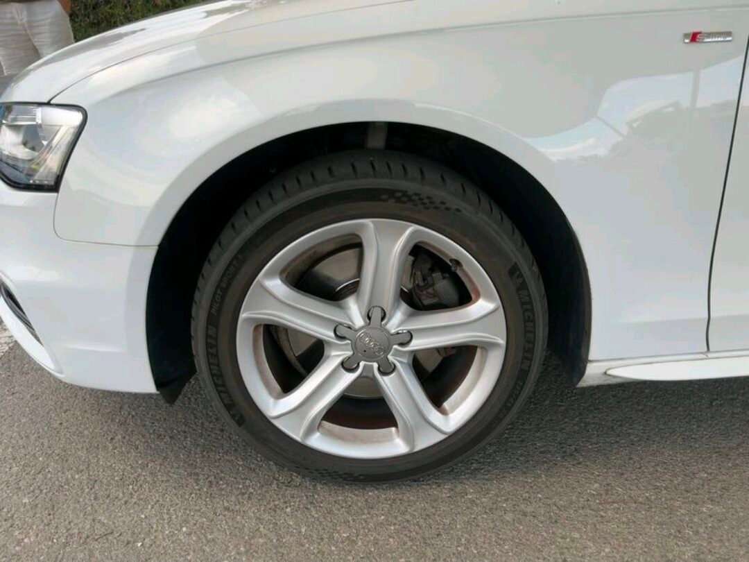 AUDI A4 2.0 TDI