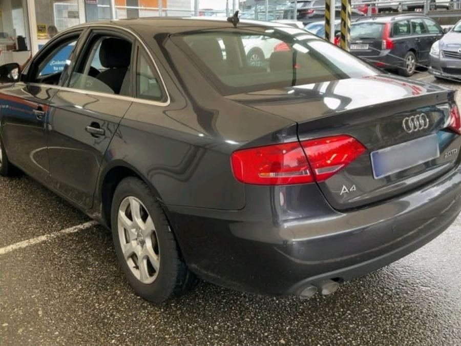AUDI A4 2.0 TDI