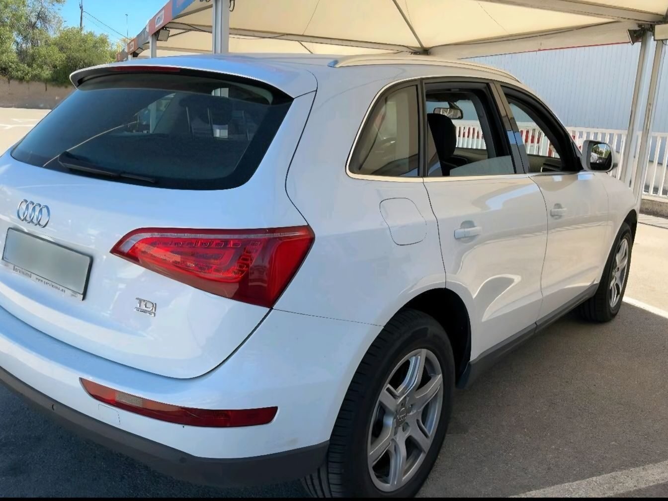 AUDI Q5 2.0 TDI