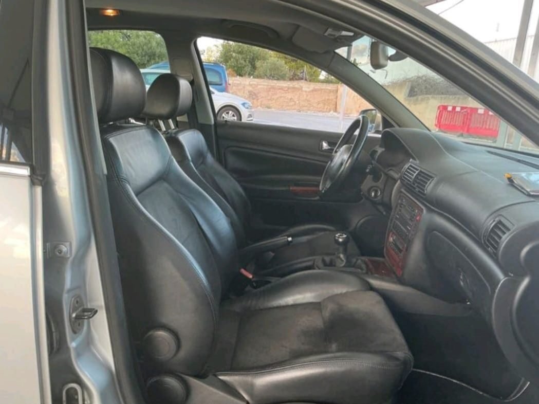 VOLKSWAGEN Passat 1.9 Tdi Highline 