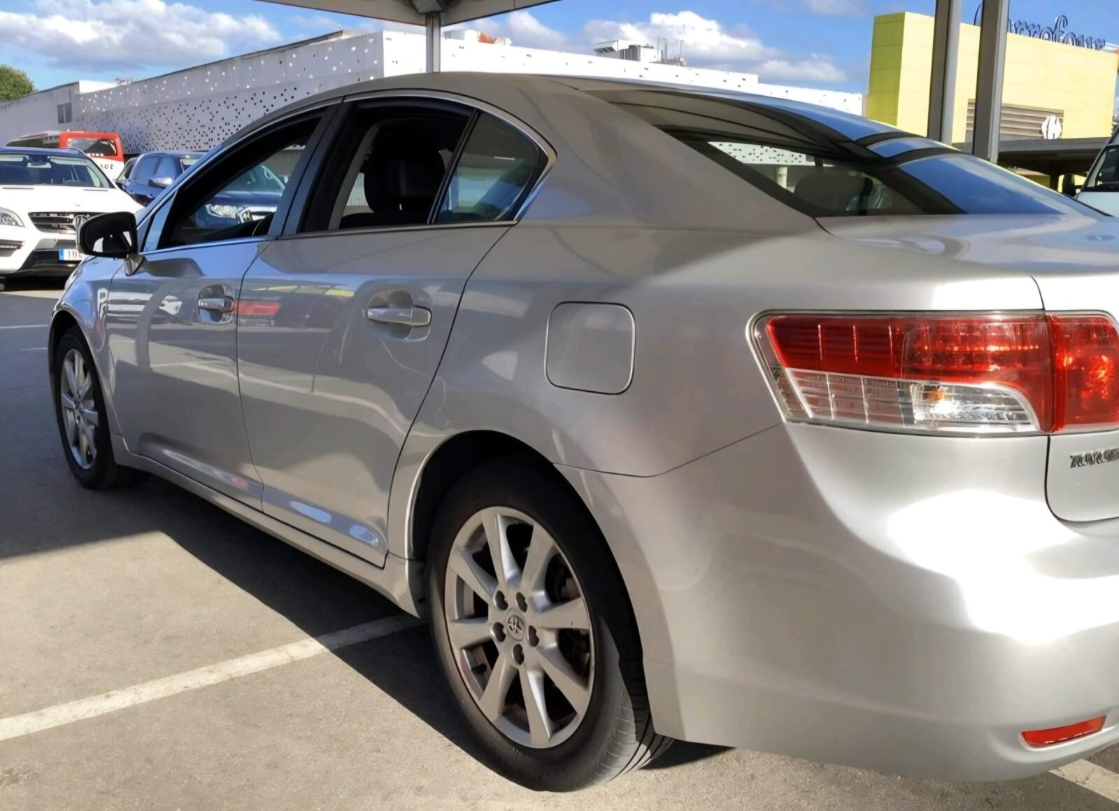 TOYOTA Avensis 2.2 D4d