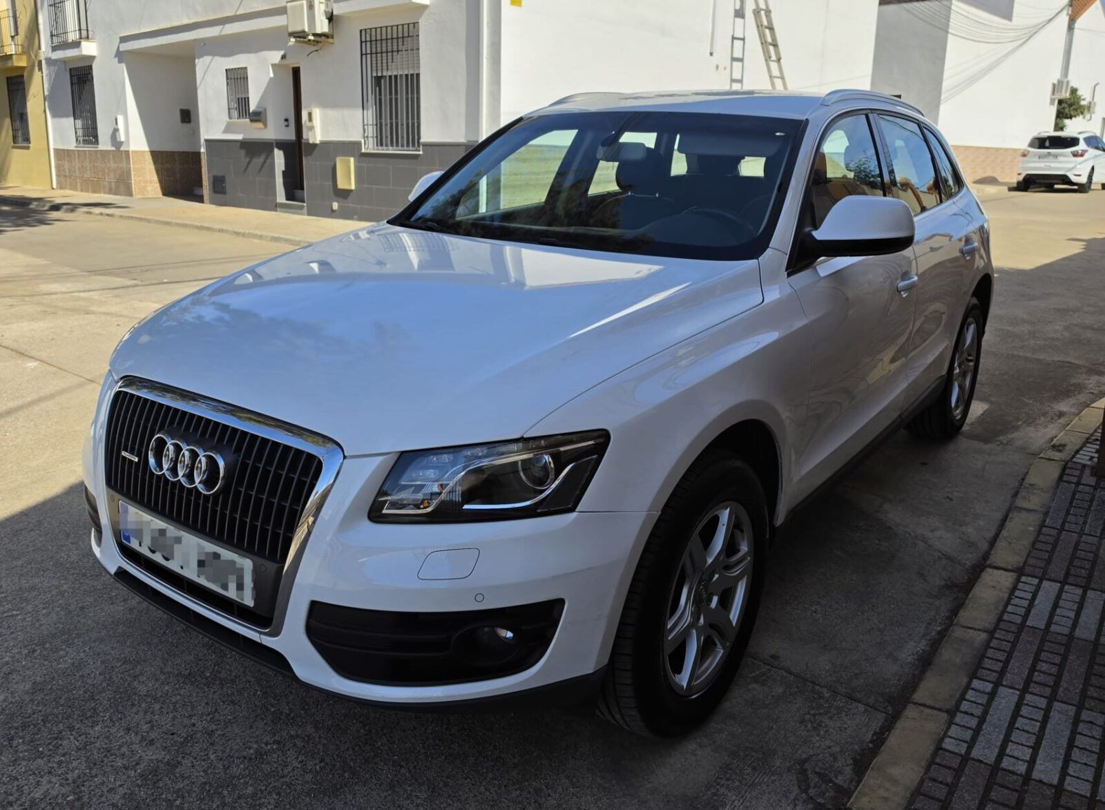 AUDI Q5 2.0 TDI