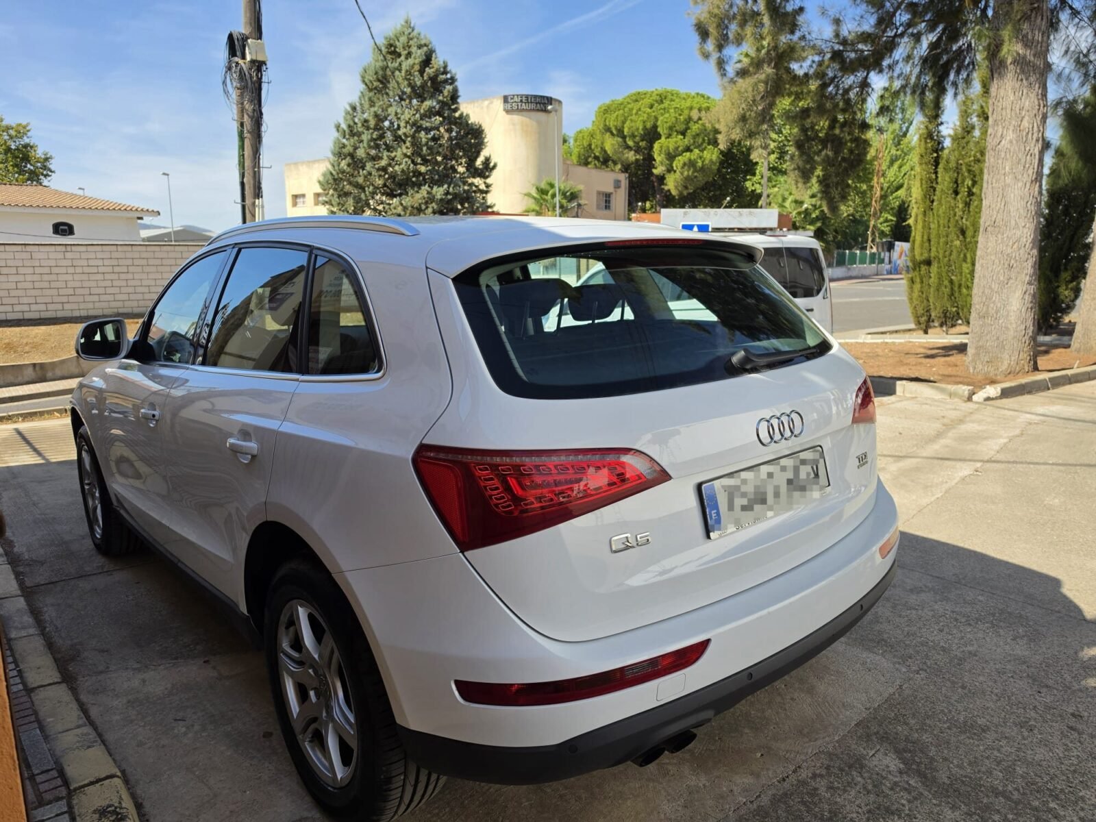 AUDI Q5 2.0 TDI