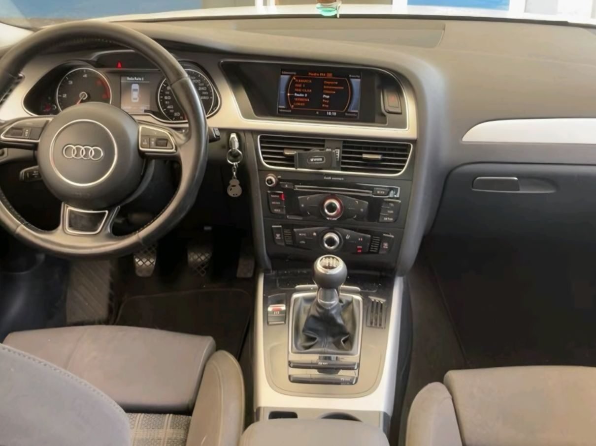 AUDI A4 2.0 TDI