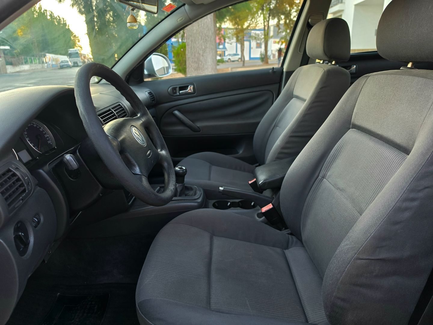 VOLKSWAGEN Passat 1.9 Tdi