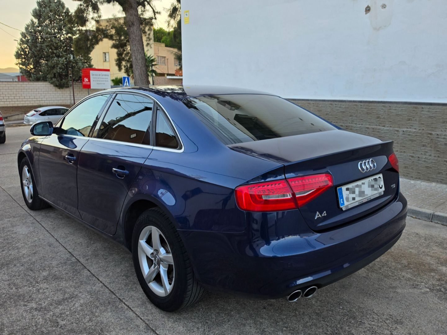 AUDI A4 2.0 TDI