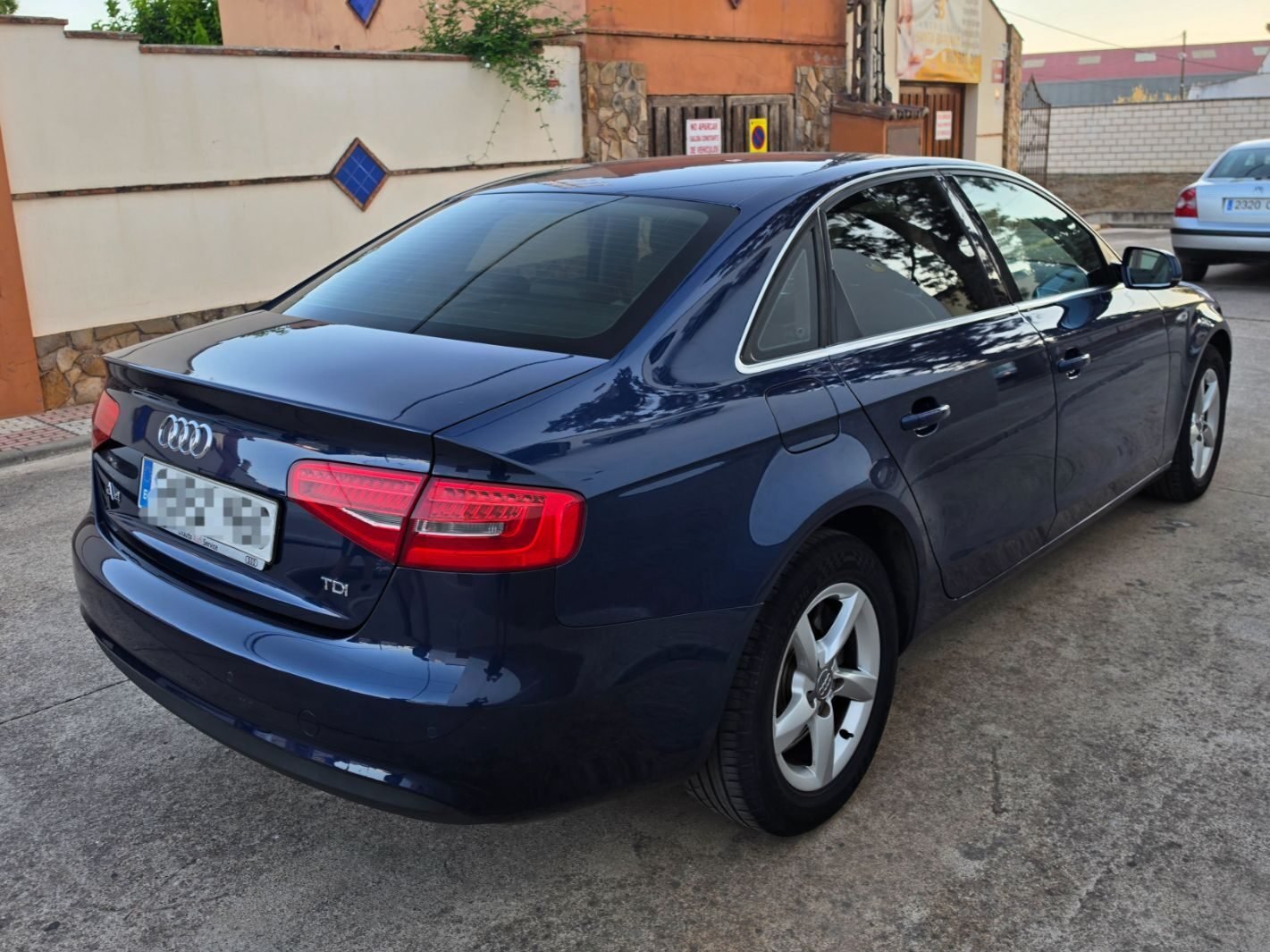 AUDI A4 2.0 TDI
